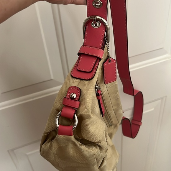 Coach convertible strap east west , pink leather trim, signature canvas bag GUC - Picture 4 of 10